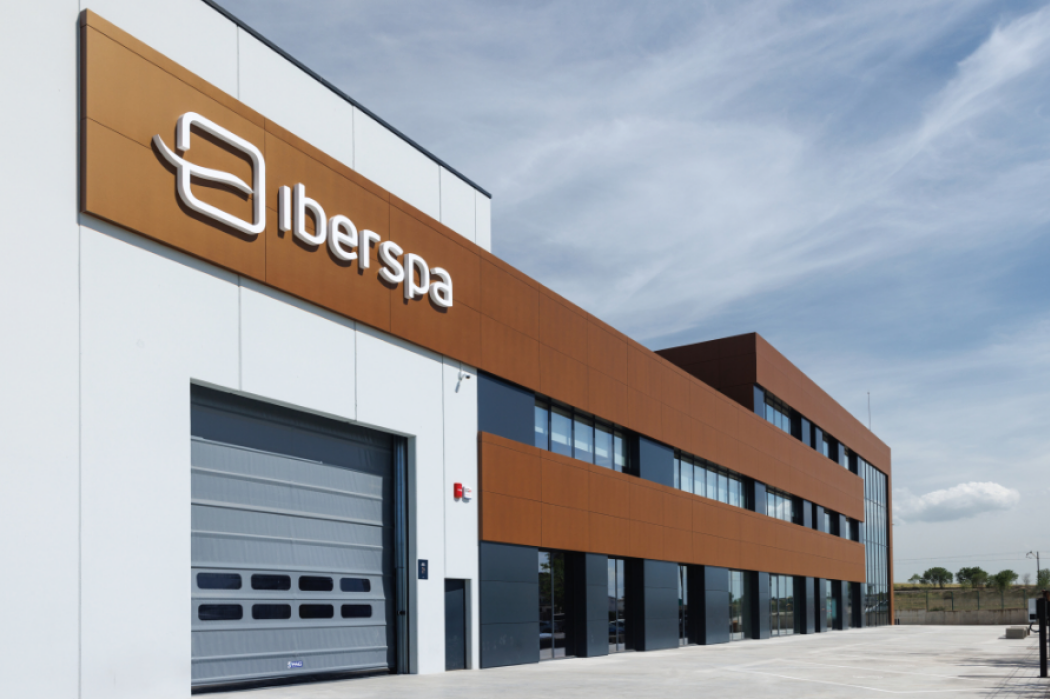 Construint un complex industrial de 12.000 m²